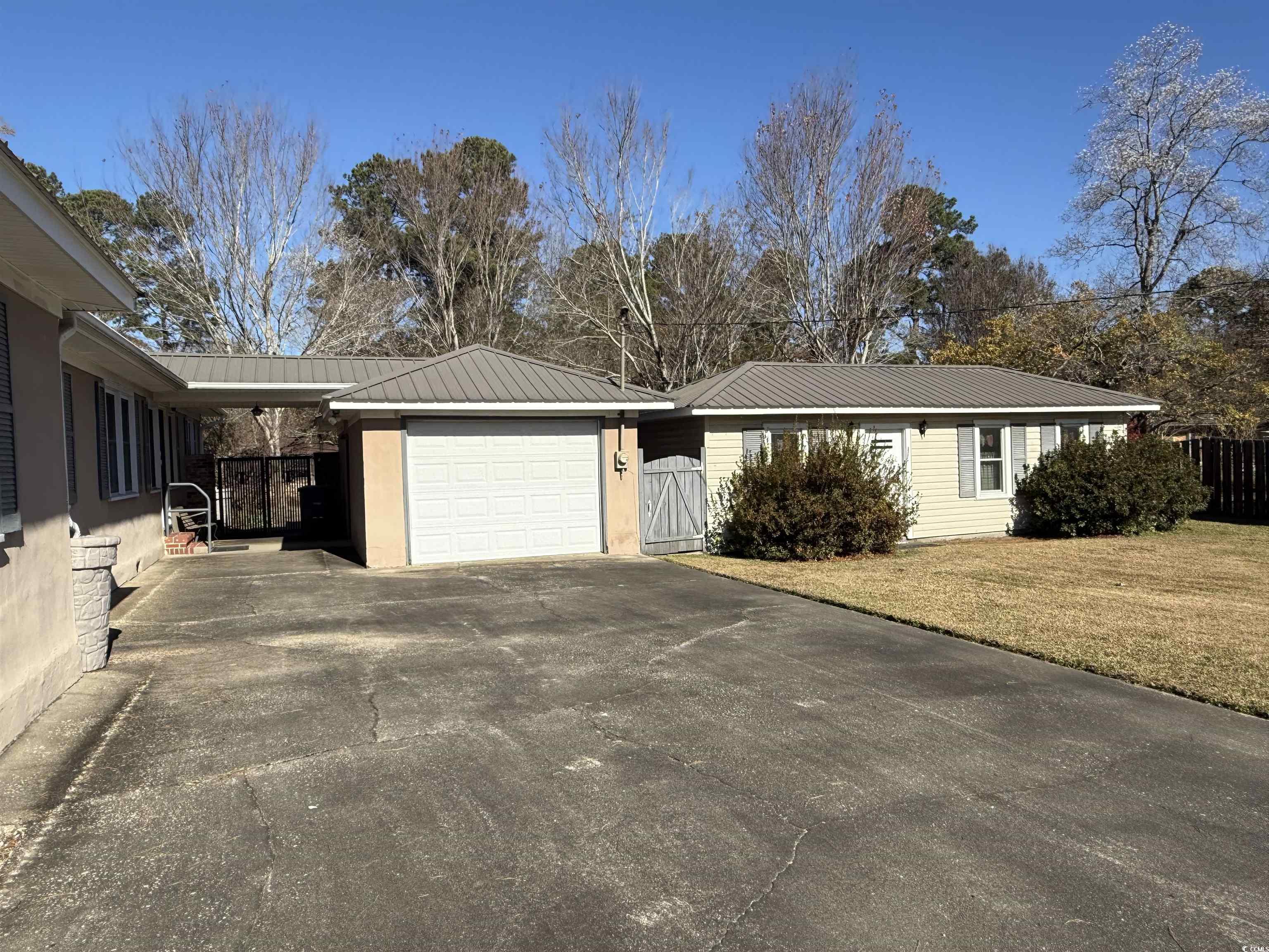 217 Smith Street Lake City, SC 29560 - Photo 38 of 40