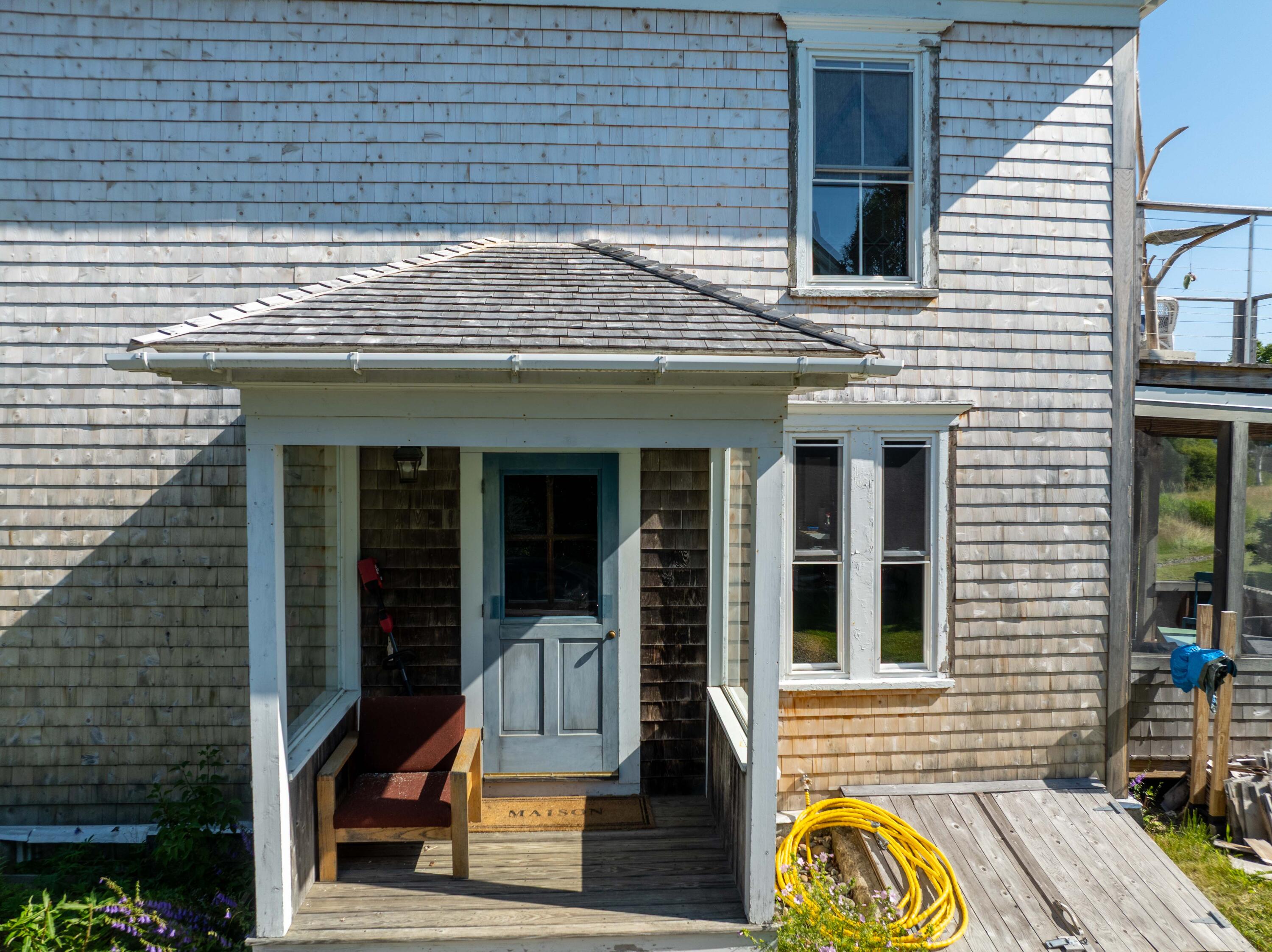 328 South Lubec Road Lubec, ME 04652 - Photo 4 of 73 328 South Lubec Road, Lubec (11 of 40)