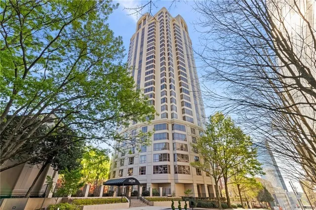 $314,000 | 3475 Oak Valley Road Northeast, Unit 950, Atlanta, GA 30326