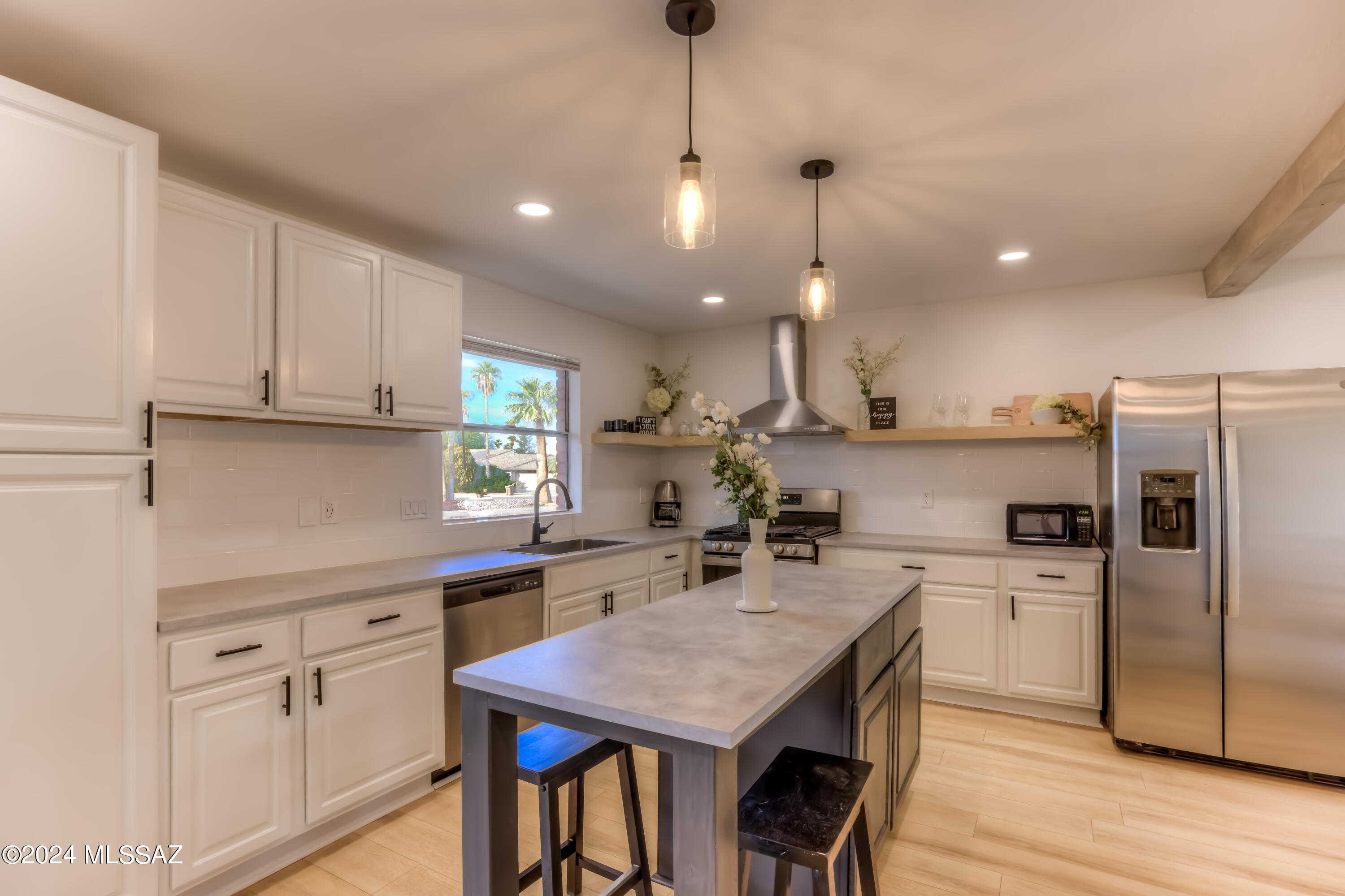 6266 North Parsley Road Tucson, AZ 85741 - Photo 11 of 37
