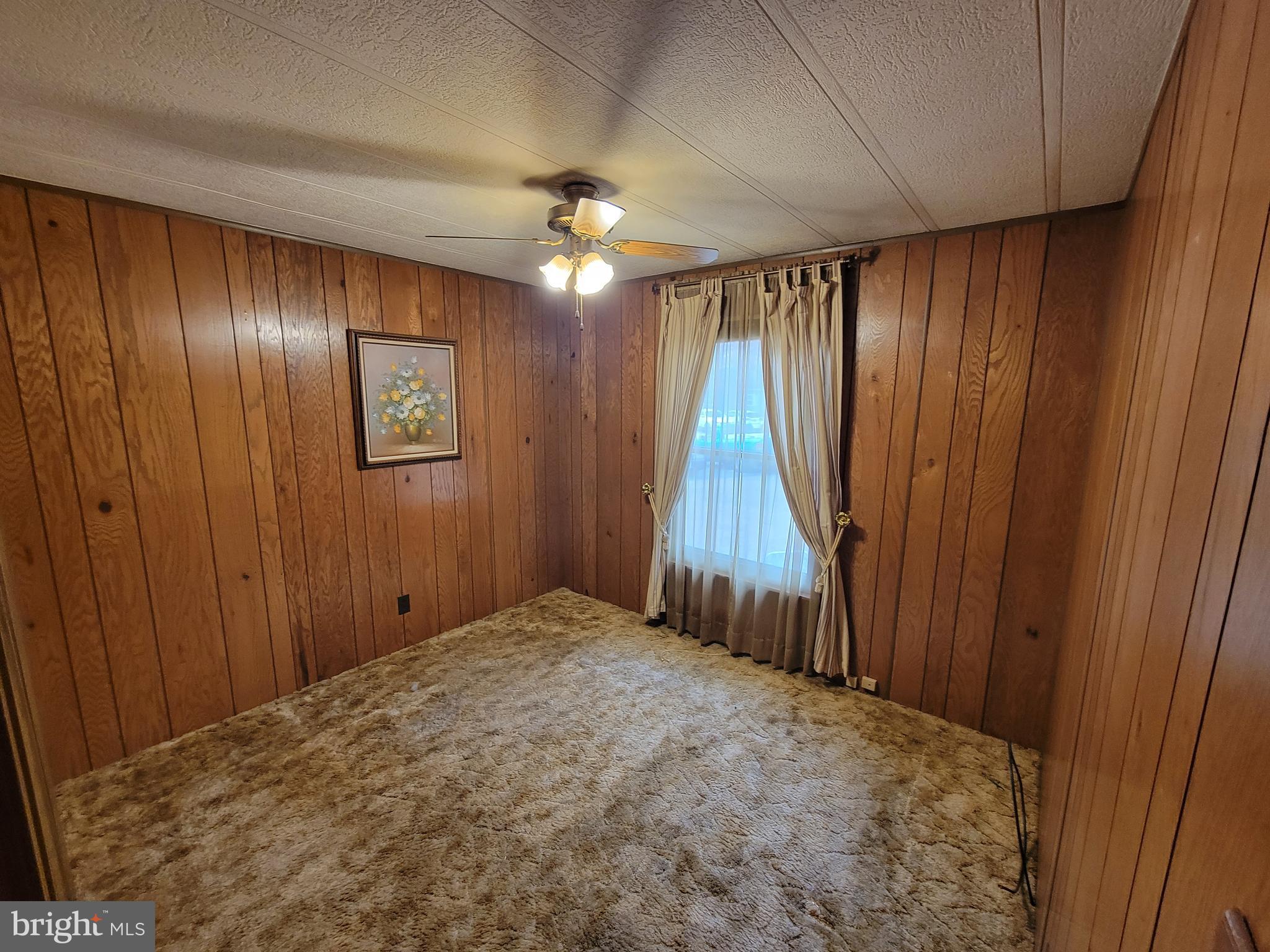 33 Skyline Drive Sicklerville, NJ 08081 - Photo 20 of 40 BEDROOM