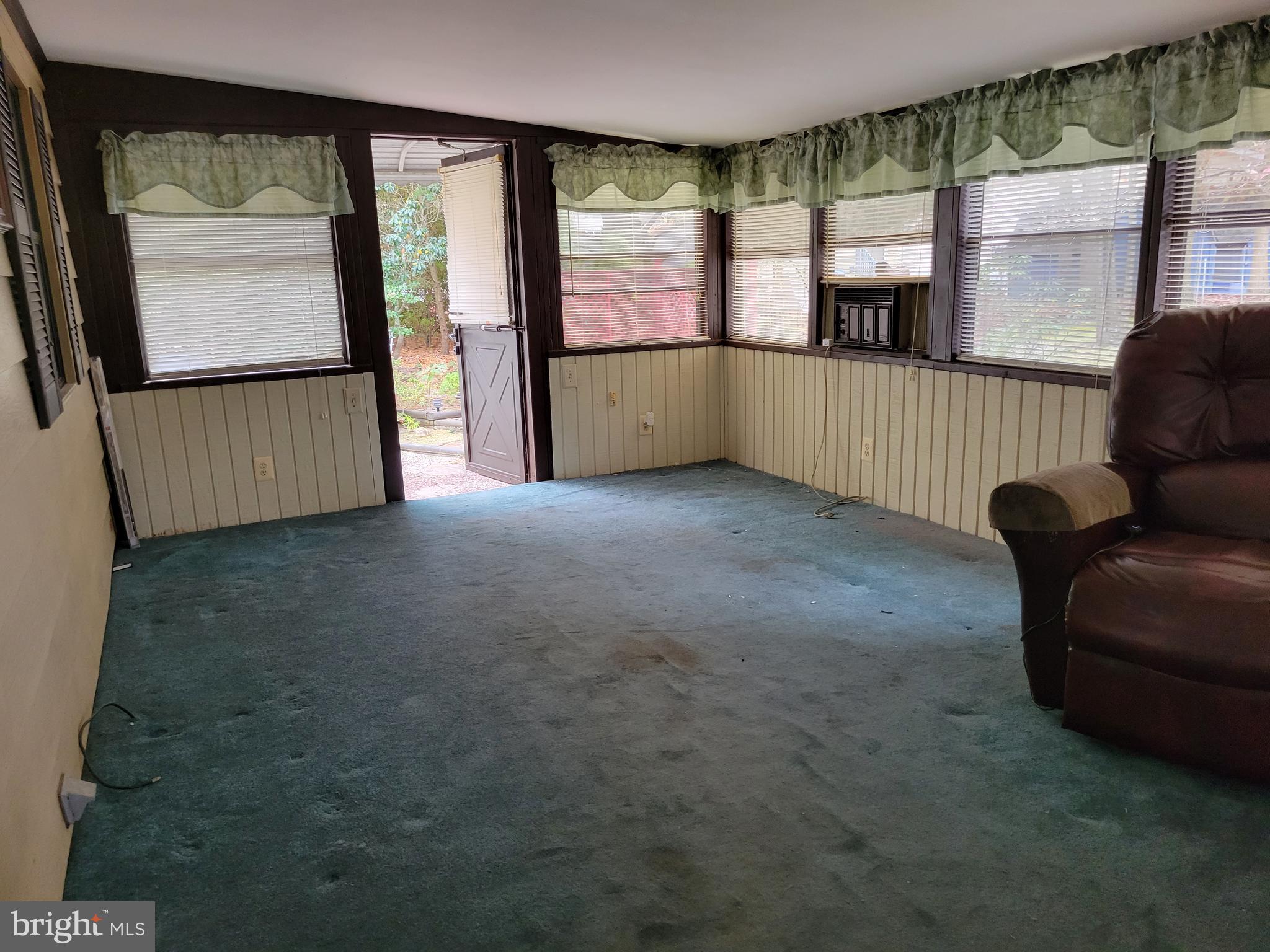 33 Skyline Drive Sicklerville, NJ 08081 - Photo 31 of 40