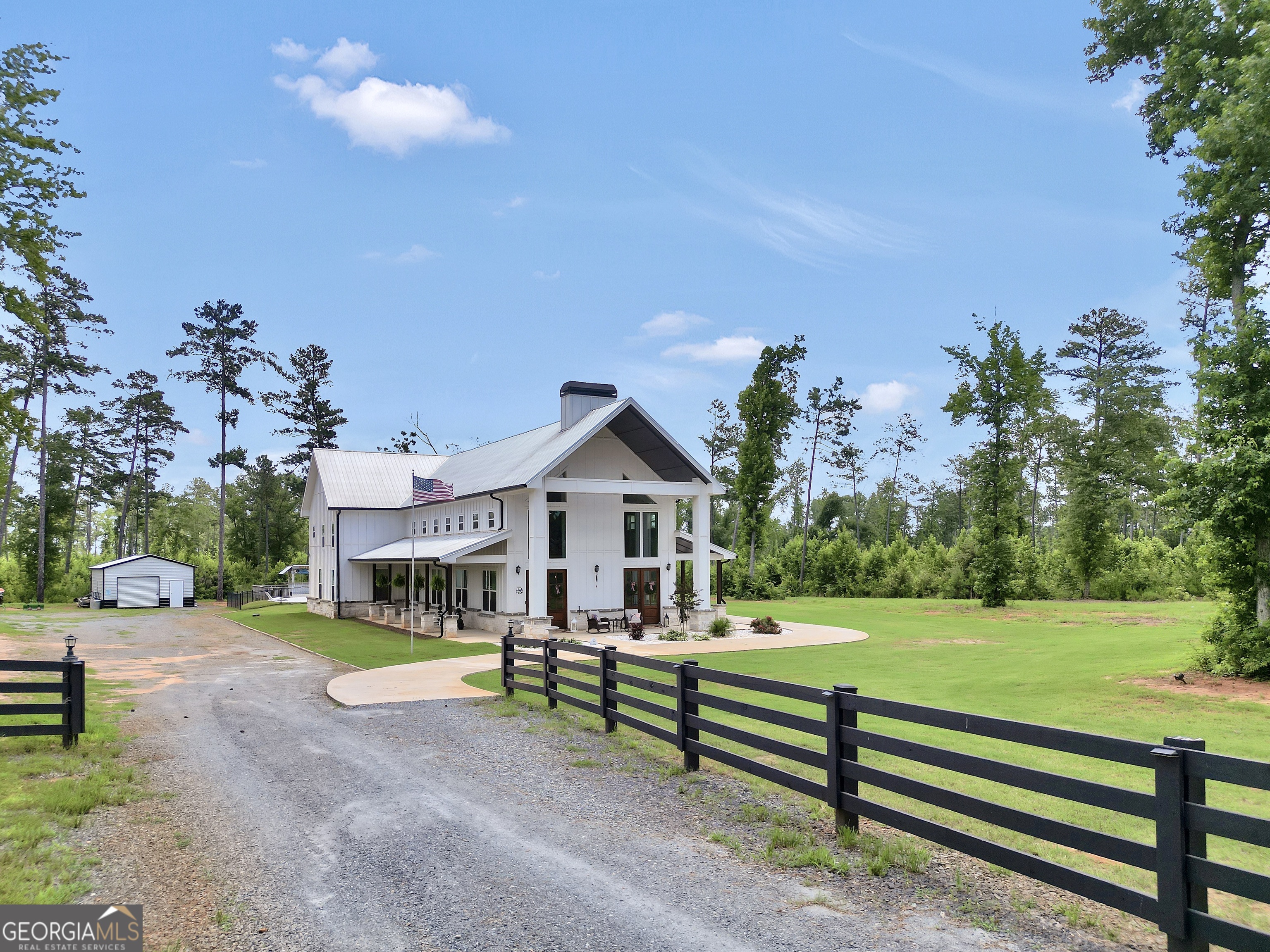 1384 Hopewell Road Forsyth, GA 31029 - Photo 13 of 91