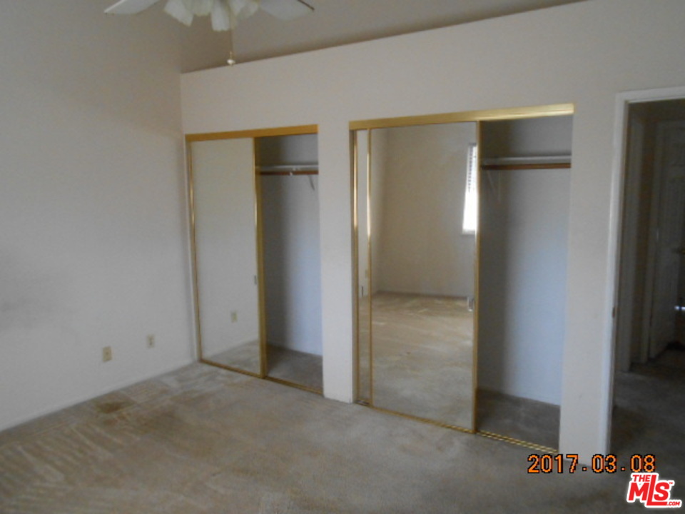 4228 Saddleback Road Palmdale, CA 93552 - Photo 3 of 8 Gallery Image 3