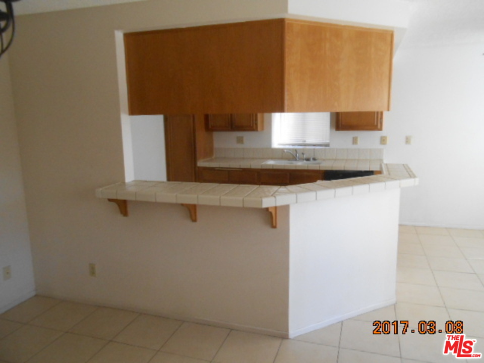 4228 Saddleback Road Palmdale, CA 93552 - Photo 6 of 8 Gallery Image 6