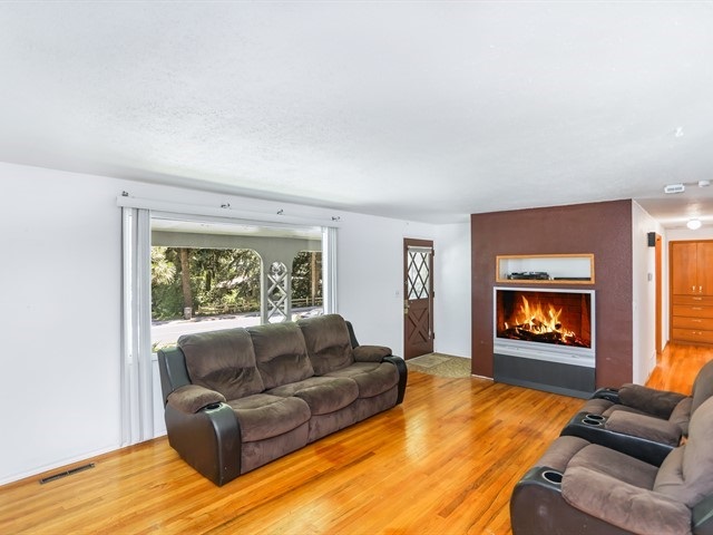 809 West Westover Road Spokane, WA 99218 - Photo 3 of 20