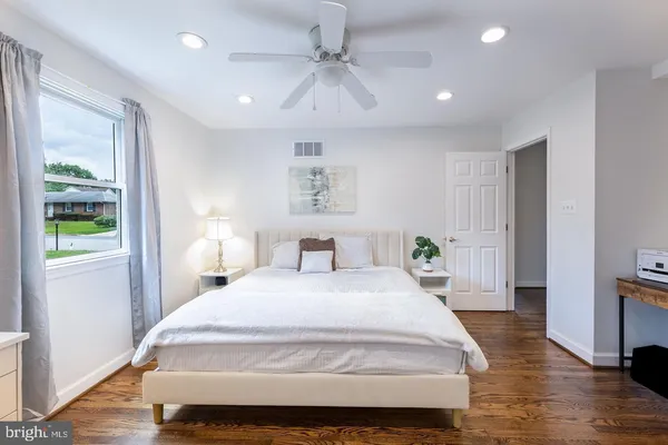 $439,900 | 404 Homewood Road, Linthicum Heights, MD 21090