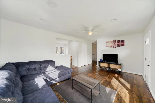 $439,900 | 404 Homewood Road, Linthicum Heights, MD 21090