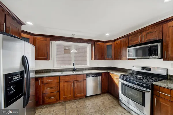 $439,900 | 404 Homewood Road, Linthicum Heights, MD 21090