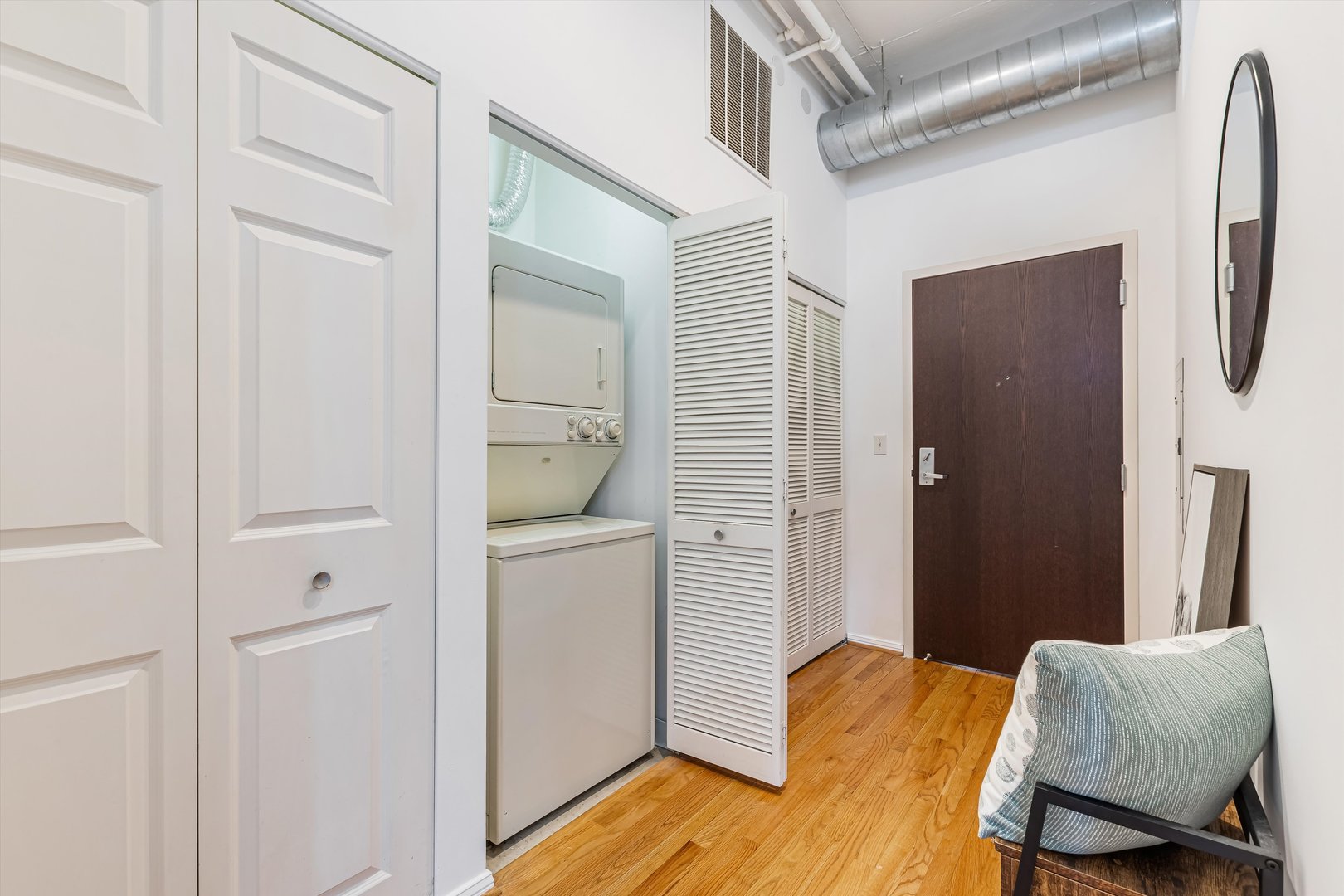 950 West Monroe Street, Unit 802 Chicago, IL 60607 - Photo 19 of 23 Gallery Image 19