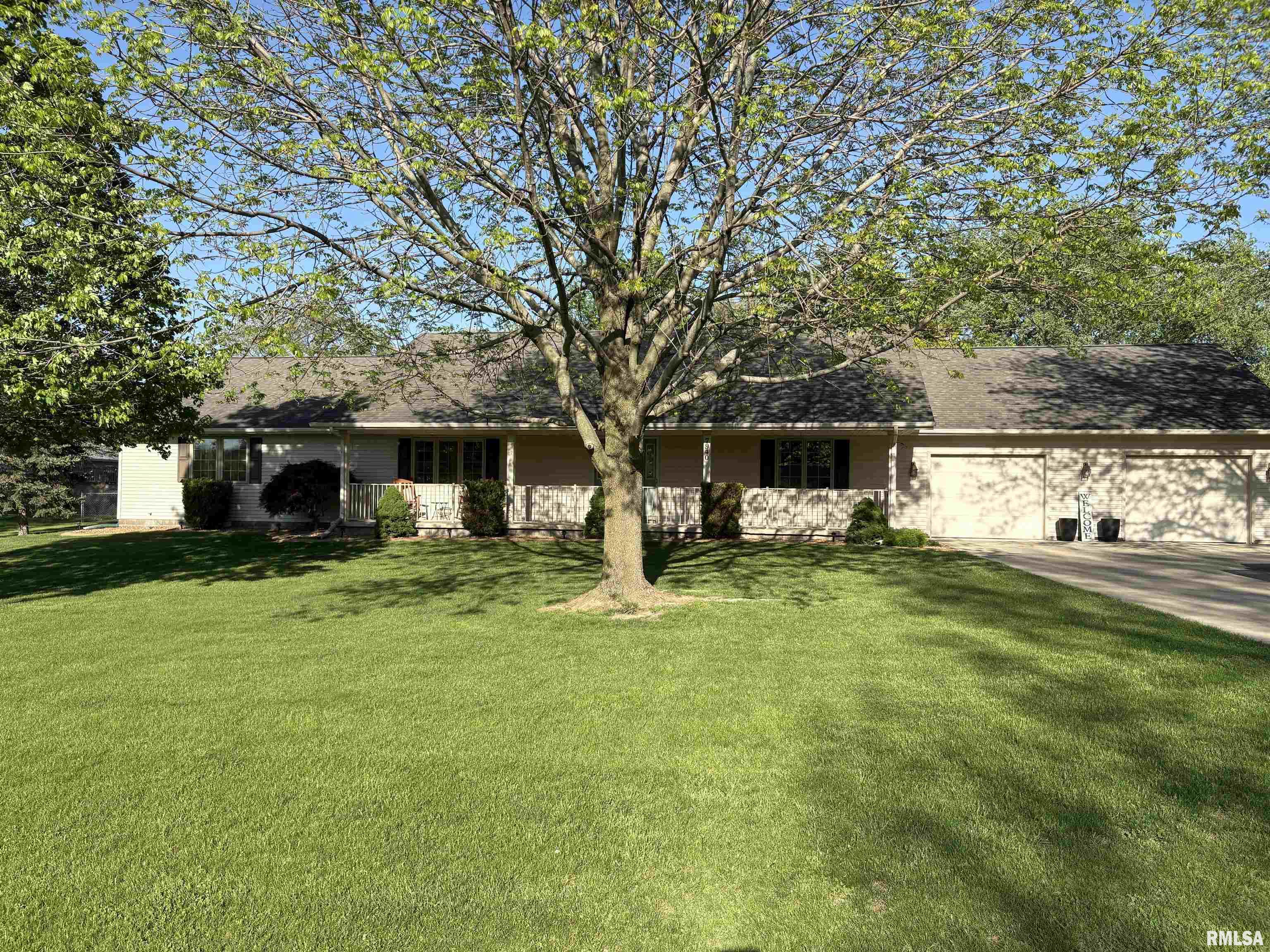 7940 Tumbleweed Trail Springfield, IL 62707 - Photo 1 of 41