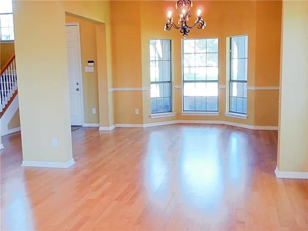 $499,000 | 504 Phillip Drive, Cedar Hill, TX 75104