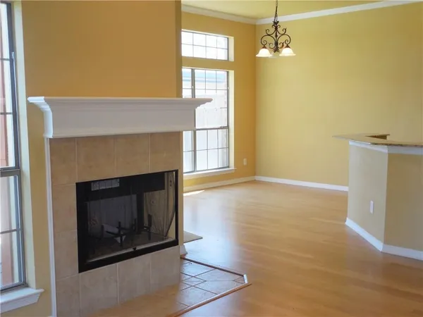 $499,000 | 504 Phillip Drive, Cedar Hill, TX 75104