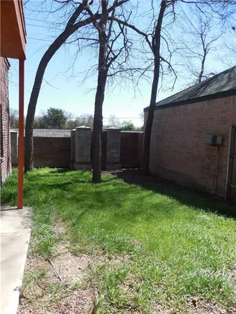 $499,000 | 504 Phillip Drive, Cedar Hill, TX 75104
