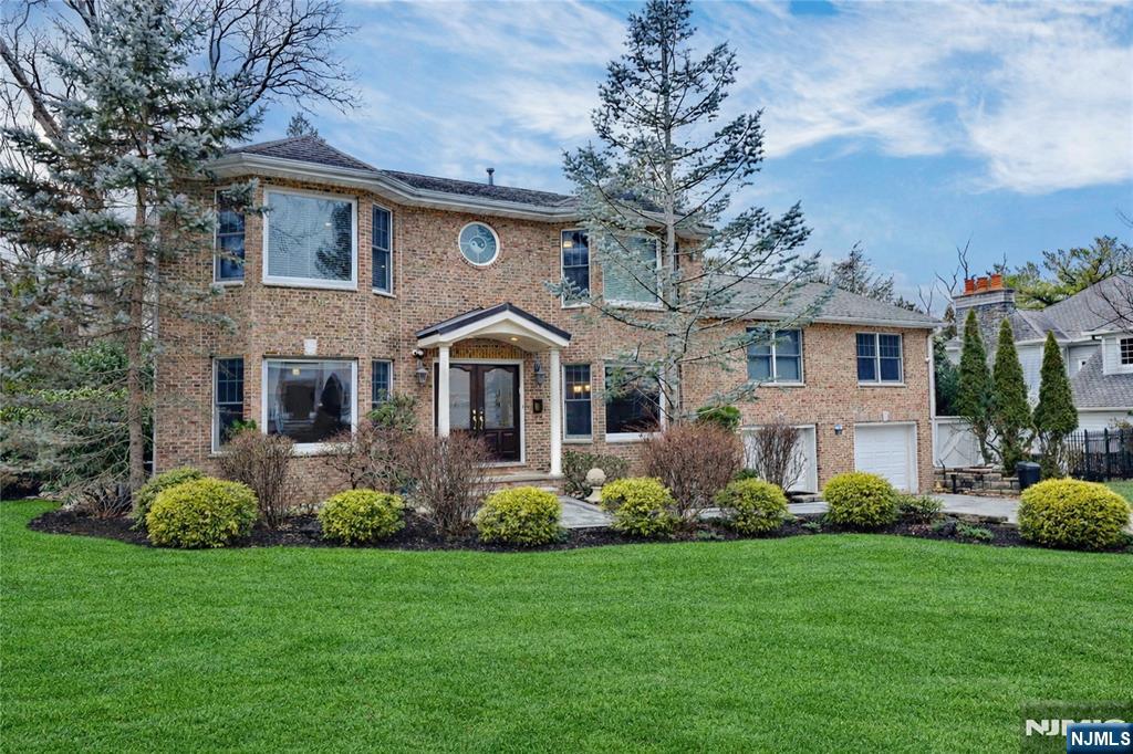 22 Maplewood Road Closter, NJ 07624 - Photo 1 of 31