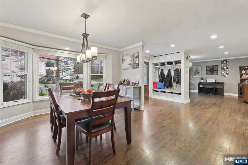22 Maplewood Road Closter, NJ 07624 - Photo 6 of 31