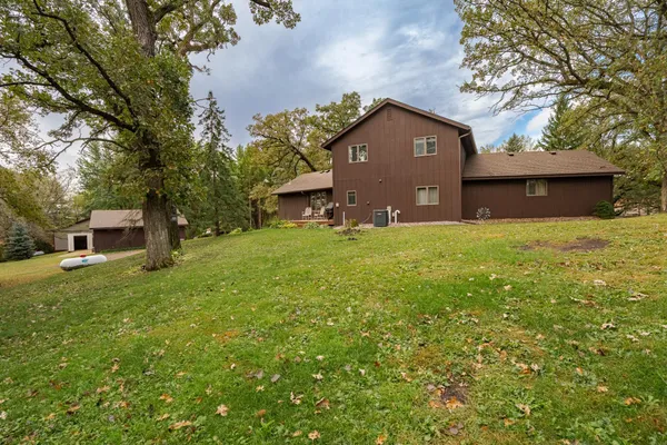 $525,000 | 495 Oakview Drive, Claremont, MN 55924