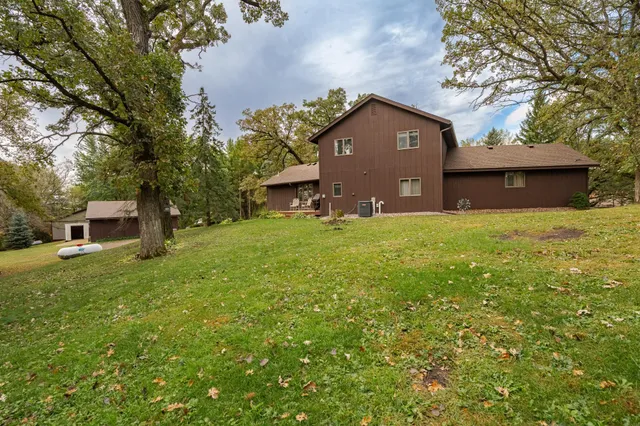 $525,000 | 495 Oakview Drive, Claremont, MN 55924