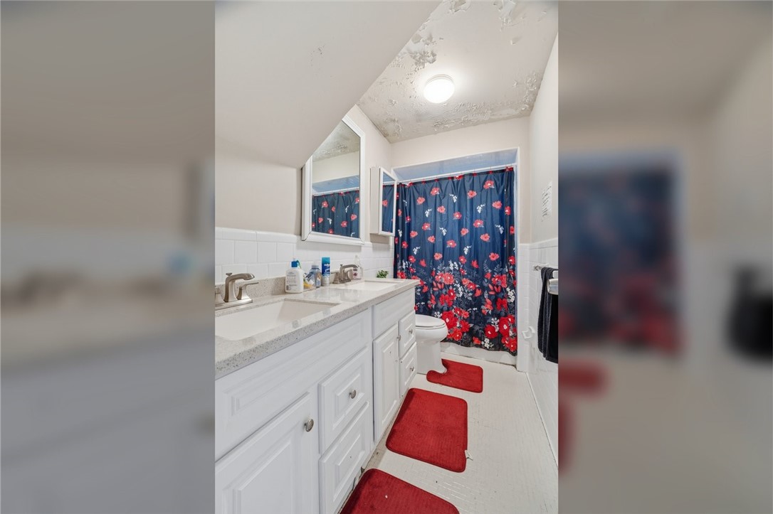 175 Montgomery Avenue Providence, RI 02905 - Photo 13 of 24