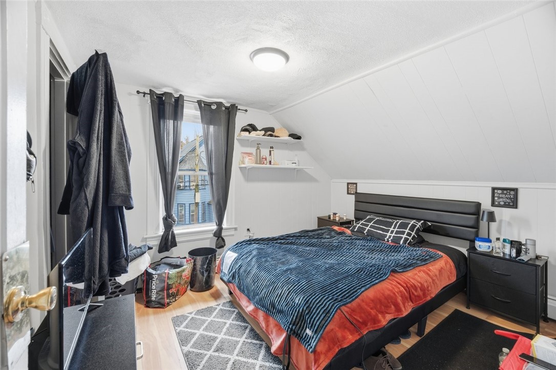 175 Montgomery Avenue Providence, RI 02905 - Photo 16 of 24