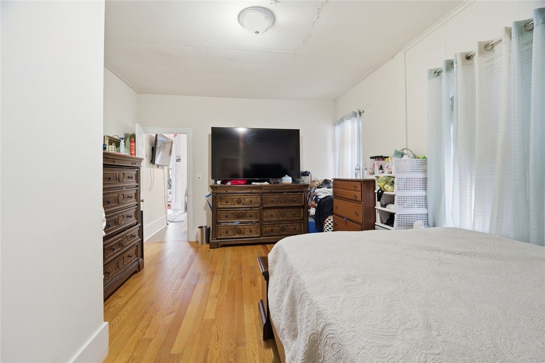 175 Montgomery Avenue Providence, RI 02905 - Photo 19 of 24