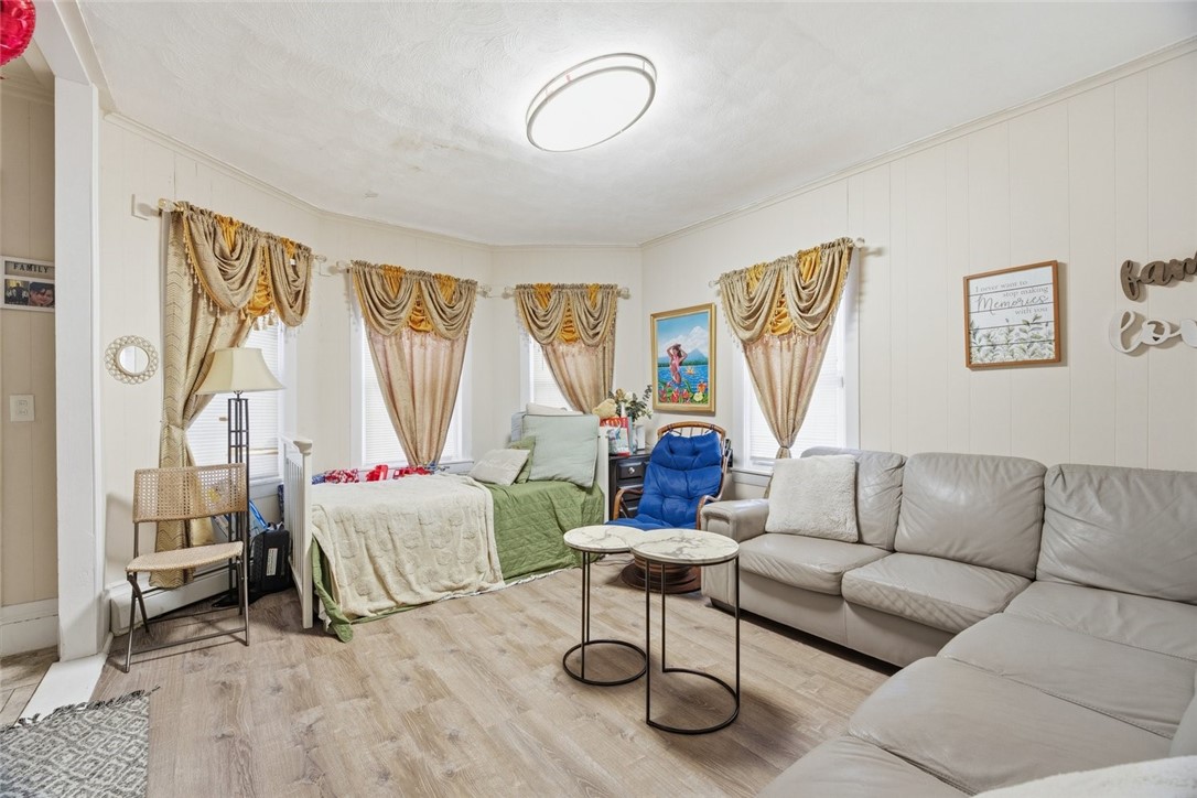 175 Montgomery Avenue Providence, RI 02905 - Photo 6 of 24