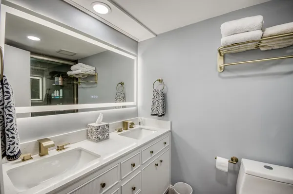 $4,000 | 3605 South Ocean Boulevard, Unit 319, South Palm Beach, FL 33480