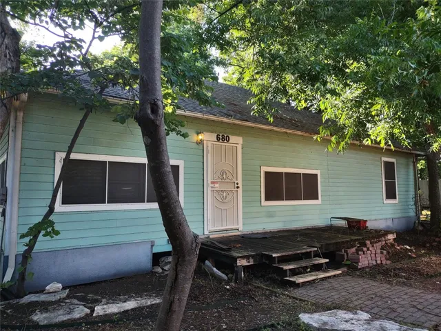 $4,500 | 680 Tillery Street, Austin, TX 78702