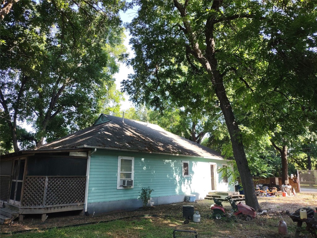 680 Tillery Street Austin, TX 78702 - Photo 13 of 31