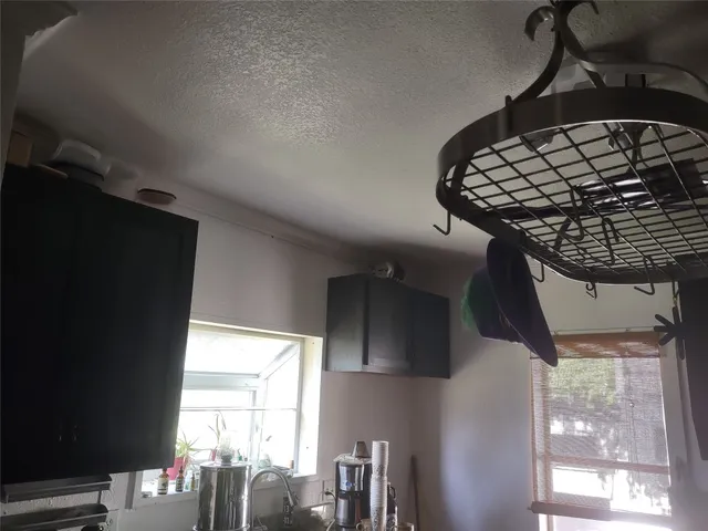 $4,500 | 680 Tillery Street, Austin, TX 78702