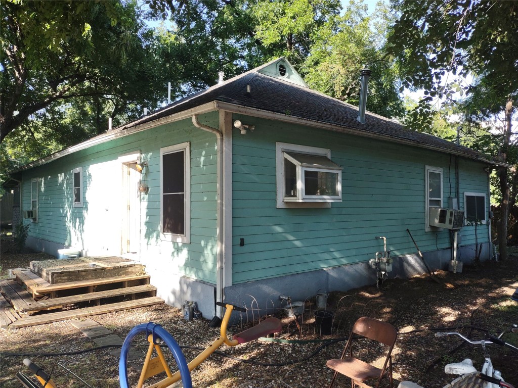 680 Tillery Street Austin, TX 78702 - Photo 5 of 31