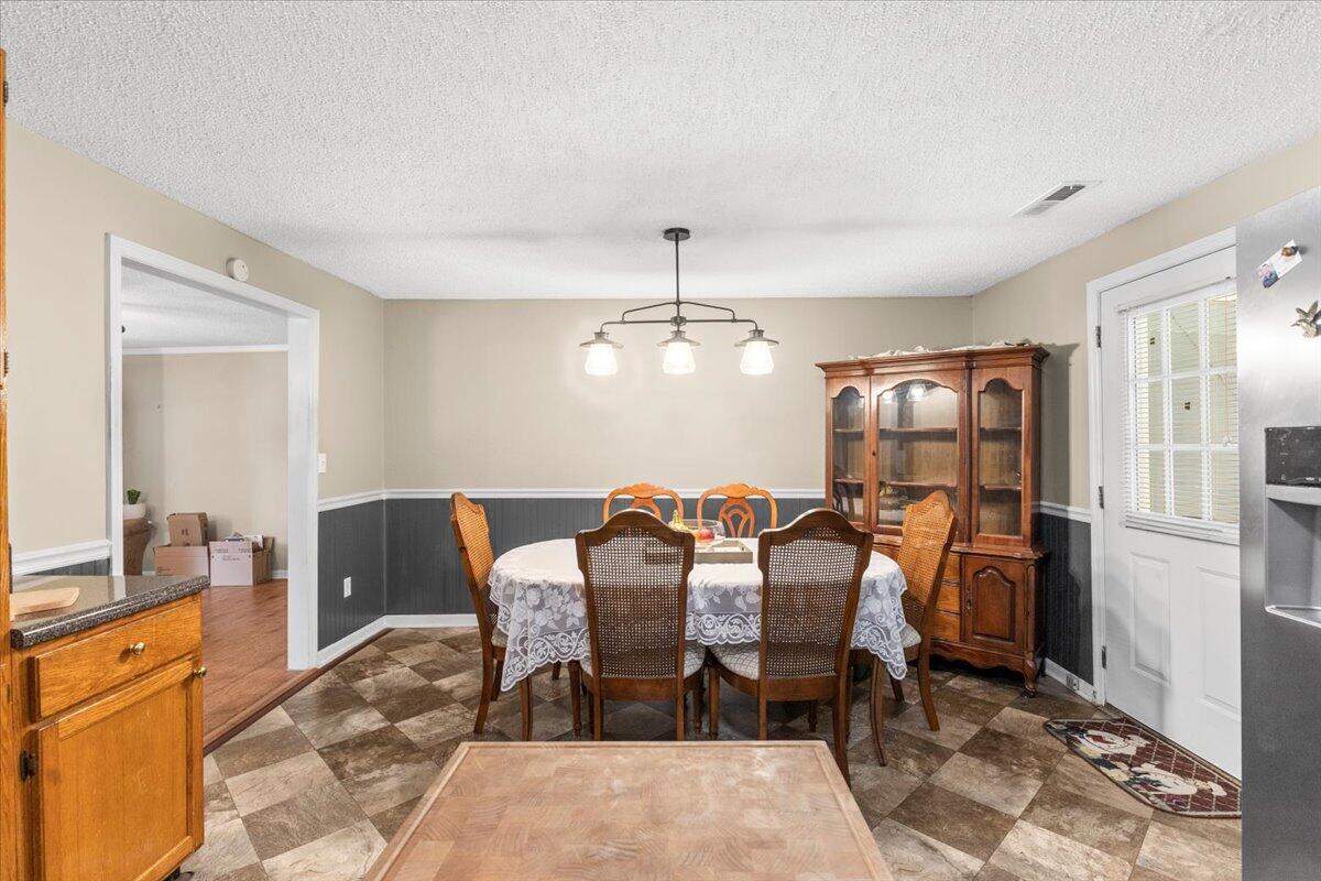 458 Boss Road Chickamauga, GA 30707 - Photo 7 of 29 19-IMG_6120