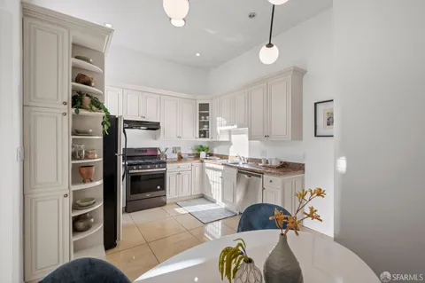 $1,498,000 | 685 Capp Street, San Francisco, CA 94110