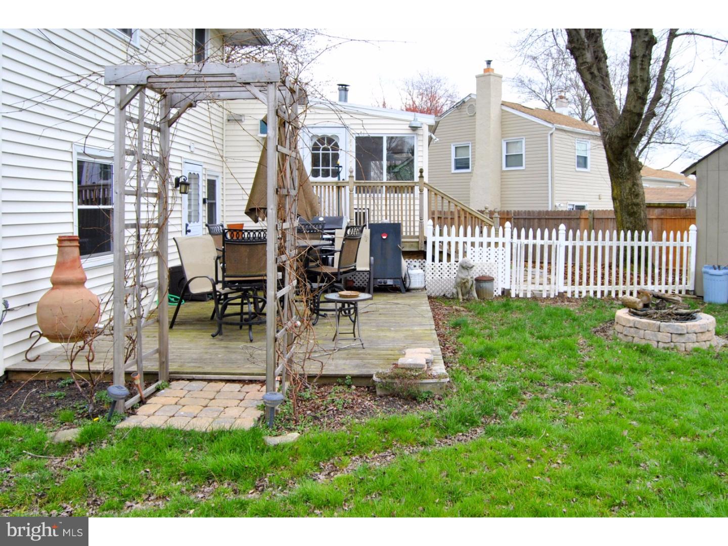 13 Flamingo Road Hatboro, PA 19040 - Photo 21 of 25 Back Yard