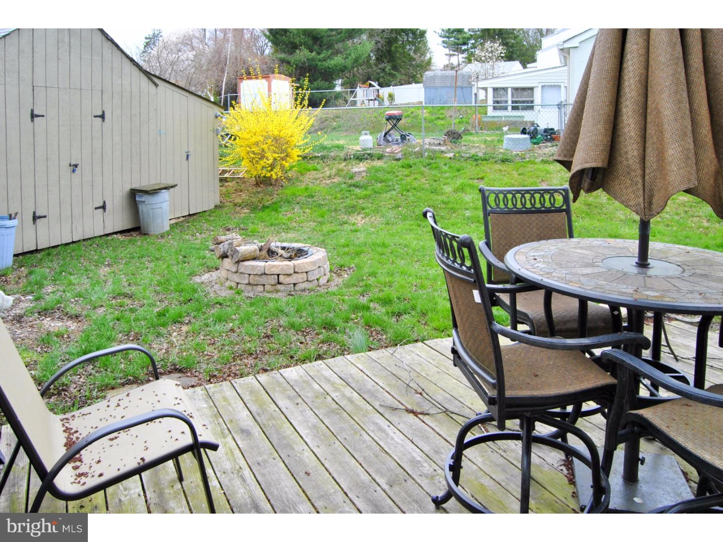 13 Flamingo Road Hatboro, PA 19040 - Photo 23 of 25 Back Yard