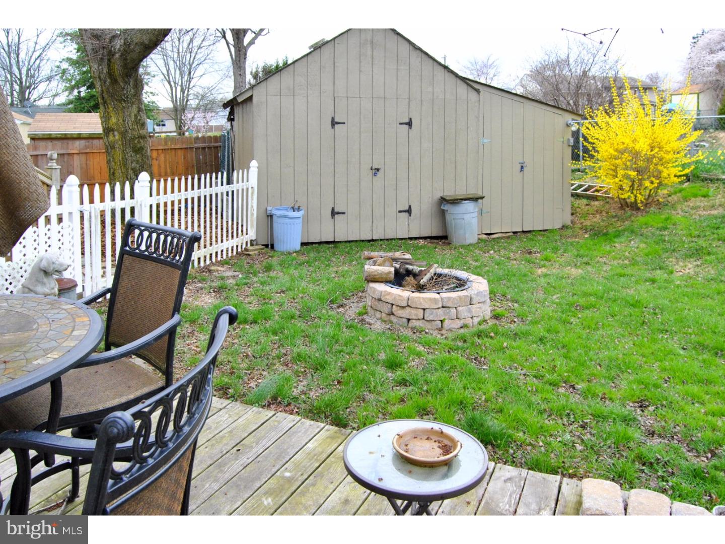 13 Flamingo Road Hatboro, PA 19040 - Photo 24 of 25 Back Yard