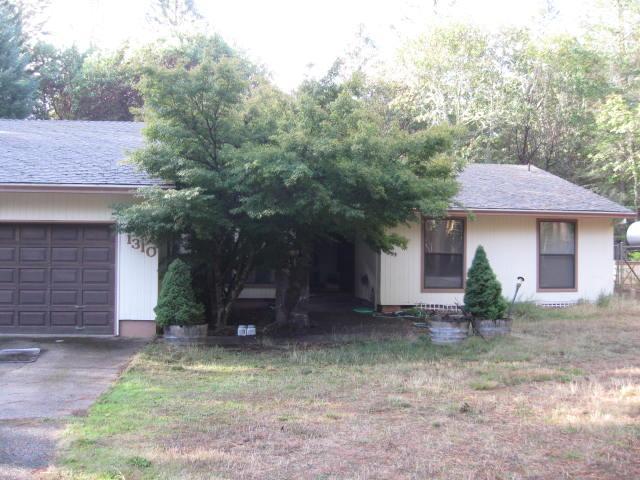 1310 Powell Creek Road Williams, OR 97544 - Photo 2 of 18 #2 of Front