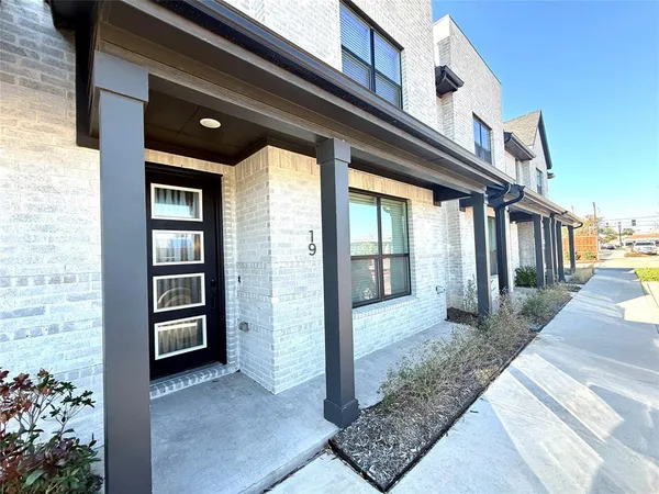 $3,149 | 12895 Red Hawk Drive, Unit 19, Dallas, TX 75234
