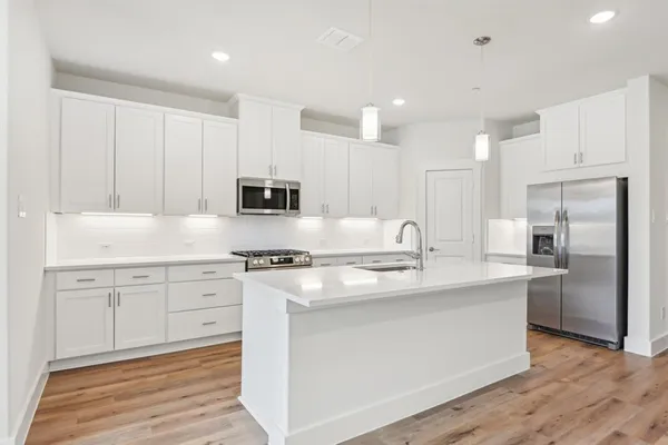 $3,149 | 12895 Red Hawk Drive, Unit 19, Dallas, TX 75234