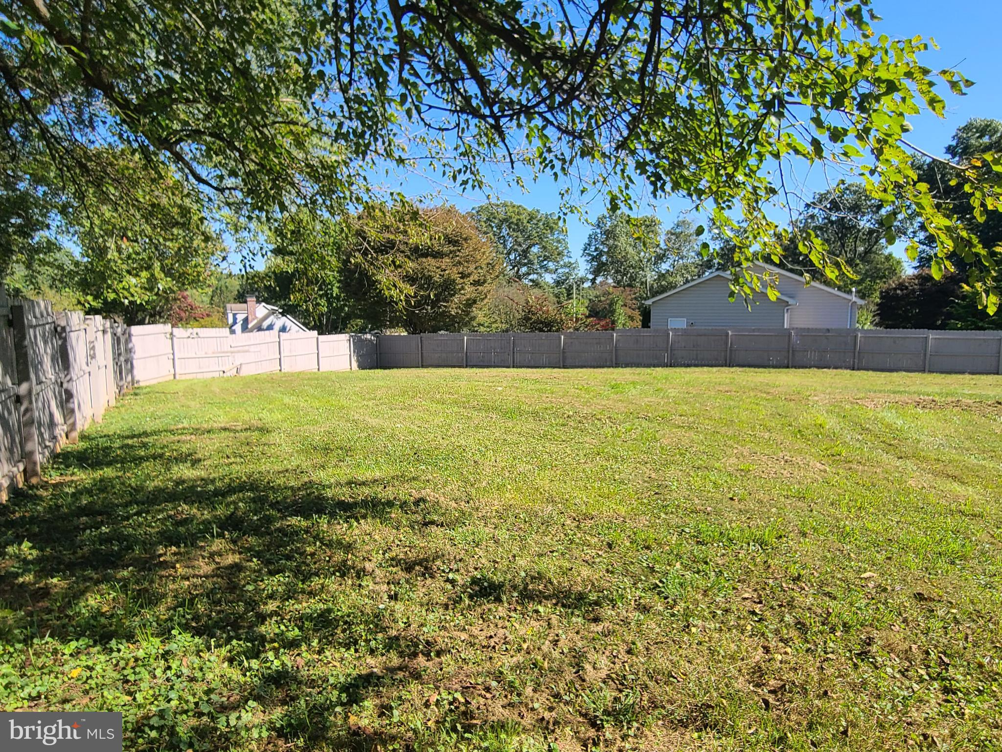 216 Meadow Trail Delta, PA 17314 - Photo 23 of 31 a view of an outdoor space and a yard