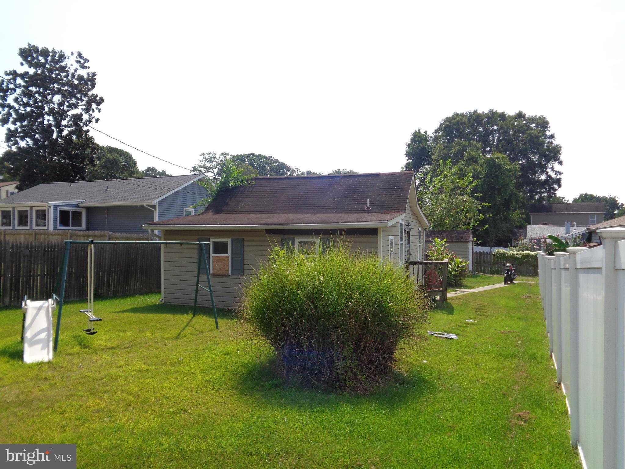 323 Londontown Road Edgewater, MD 21037 - Photo 2 of 19