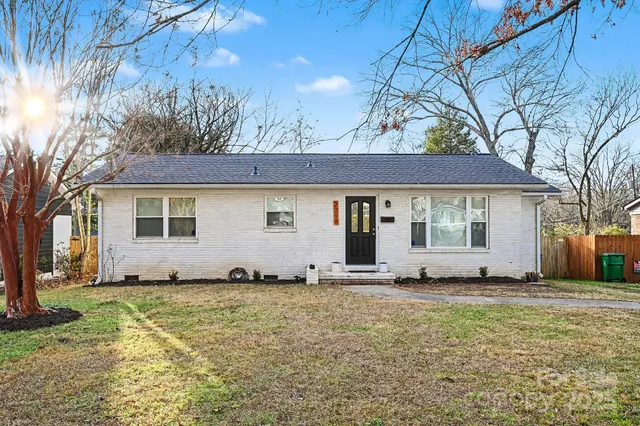 $360,000 | 2218 Amesbury Avenue, Charlotte, NC 28205