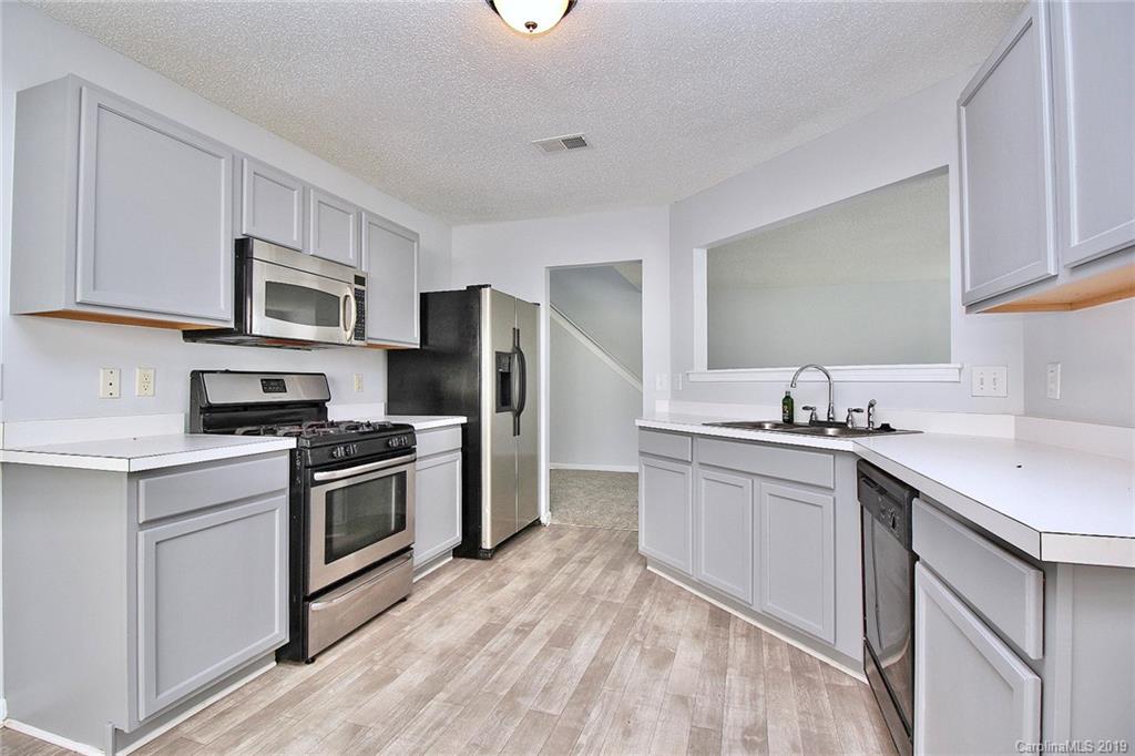 6711 Horace Mann Road Charlotte, NC 28269 - Photo 12 of 28