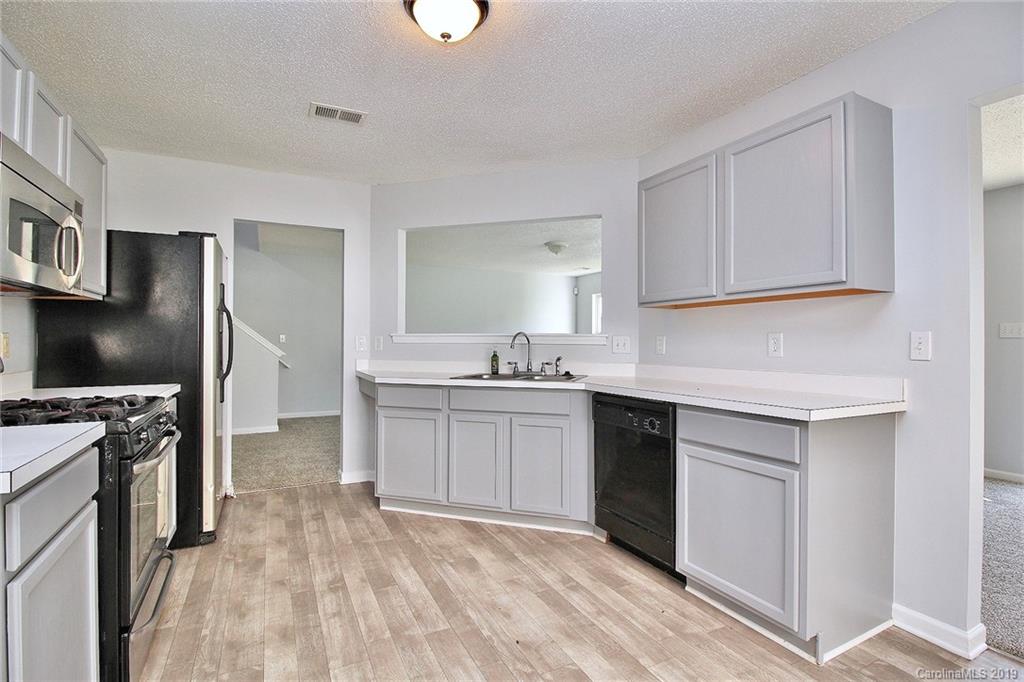 6711 Horace Mann Road Charlotte, NC 28269 - Photo 13 of 28