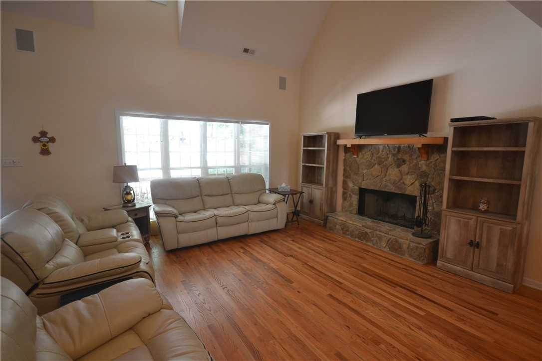 968 Reed Creek Point Hartwell, GA 30643 - Photo 4 of 29