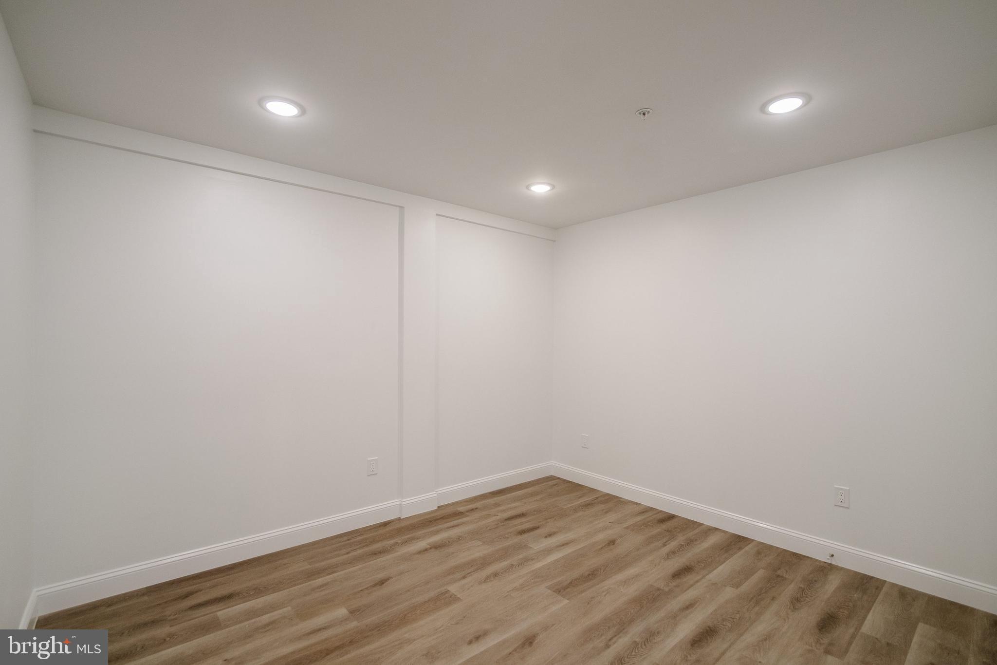 129 Washington Avenue, Unit B Philadelphia, PA 19147 - Photo 10 of 18 a view of empty room