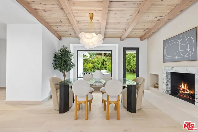 $3,295,000 | 15415 Milldale Drive, Los Angeles, CA 90077