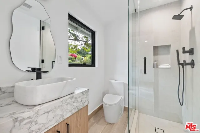 $3,295,000 | 15415 Milldale Drive, Los Angeles, CA 90077