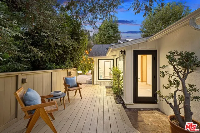 $3,295,000 | 15415 Milldale Drive, Los Angeles, CA 90077