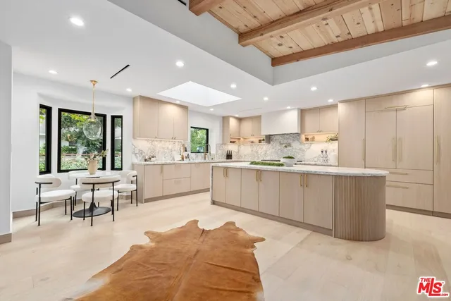 $3,295,000 | 15415 Milldale Drive, Los Angeles, CA 90077